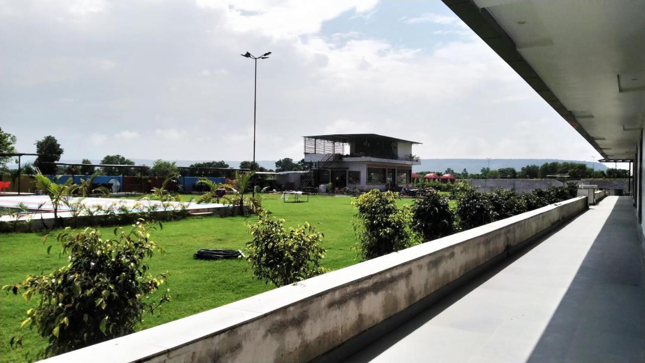 Aravalli Hill Resort Chittorgarh Zewnętrze zdjęcie